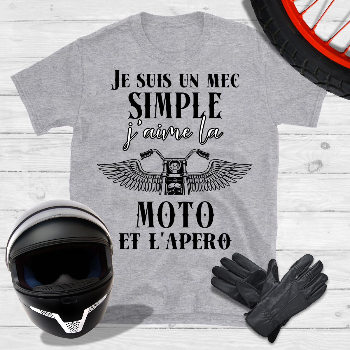 Je suis un mec simple j'aime la moto et l'apero T-shirt